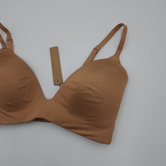 SKIMS Wireless Form T Shirt Demi Bra in Ochre Size 32D - Picture 4 of 9